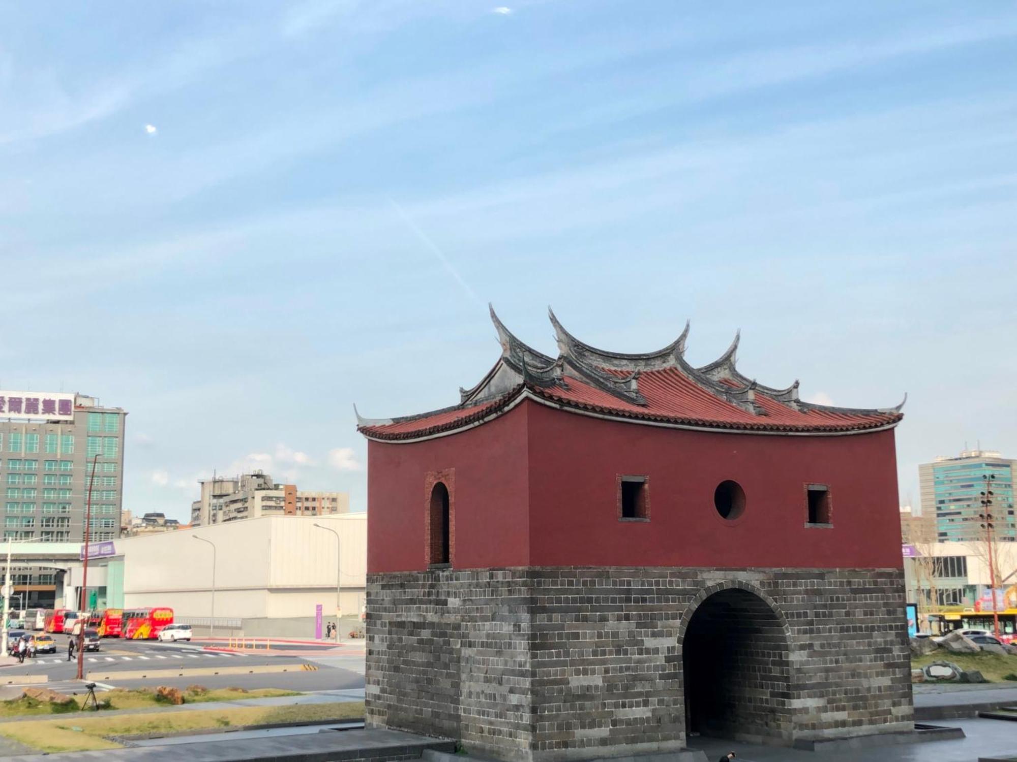 Hua Shan Din by Cosmos Creation - Huashan Creative Park Taipei Exterior foto